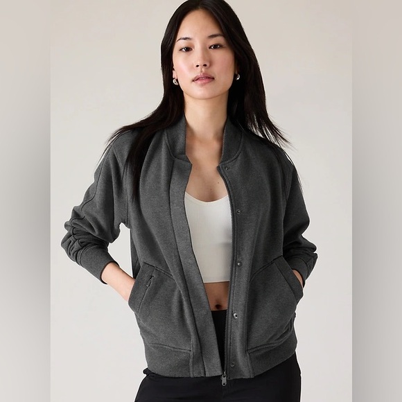 Athleta Tops - Athleta Retroplush Black Bomber Jacket Quilted Size medium Full Zip